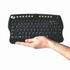 Teclado MKPLUS Slim Media Center Game Keyboard com corpo e teclas em preto